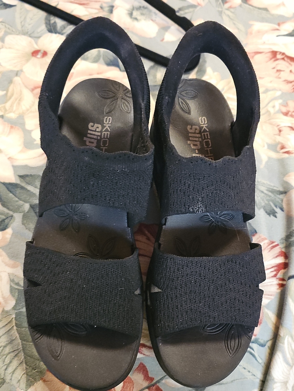 Skechers Women's Black Knit Slip-On Sandals